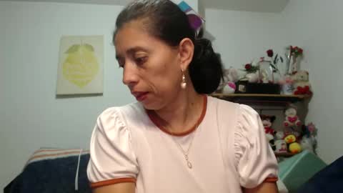 Snapshot of sexy_mary_69 chatting on 09/27/25, 11:21 Mary online show from 09/27/25, 11:21