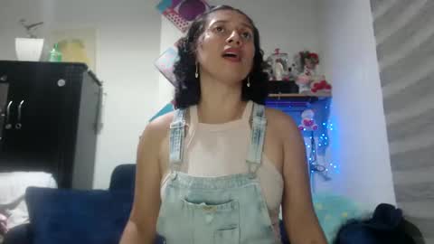 Snapshot of sexy_mary_69 chatting on 10/14/25, 11:27 Mary online show from 10/14/25, 11:27