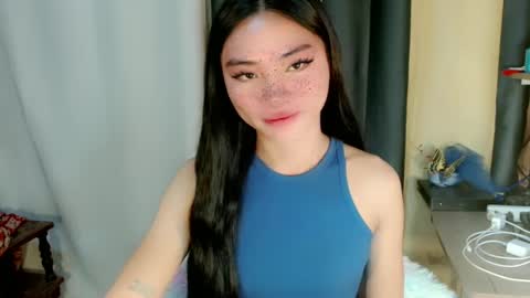 Snapshot of sexy_mikaxoxo chatting on 01/31/25, 12:06 mika online show from 01/31/25, 12:06