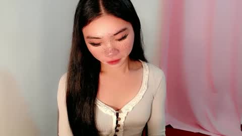 Snapshot of sexy_mikaxoxo chatting on 02/15/25, 01:21 mika online show from 02/15/25, 01:21