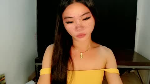 Snapshot of sexy_mikaxoxo chatting on 02/24/25, 09:20 mika online show from 02/24/25, 09:20