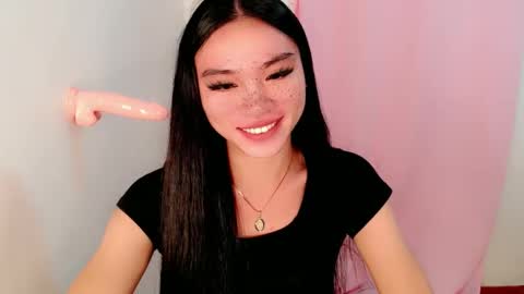 Snapshot of sexy_mikaxoxo chatting on 03/01/25, 07:15 mika online show from 03/01/25, 07:15