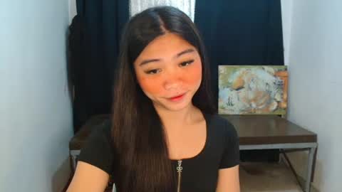 Snapshot of sexy_mikaxoxo chatting on 09/08/25, 02:38 mika online show from 09/08/25, 02:38