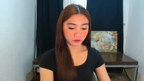 mika online show from 10/26/25, 06:08