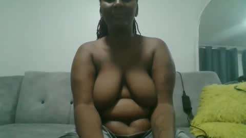 milky online show from 01/08/26, 02:14