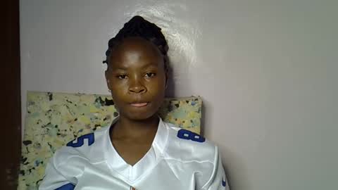 Molyne online show from 02/09/26, 11:42