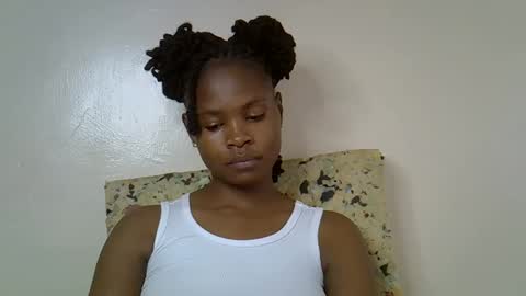 Molyne online show from 03/17/26, 06:00