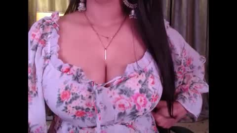 Snapshot of sexy_myra18 chatting on 11/09/25, 05:39 myra online show from 11/09/25, 05:39