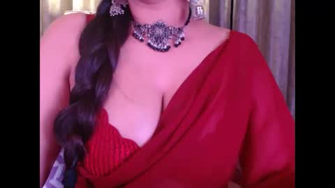 Snapshot of sexy_myra18 chatting on 04/11/26, 04:17 myra online show from 04/11/26, 04:17