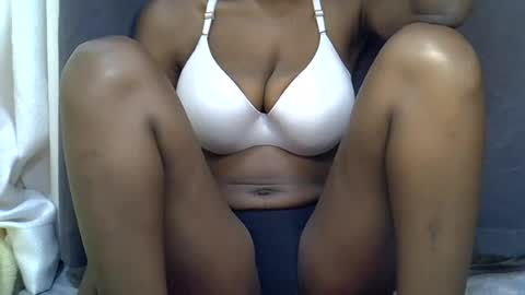sexy_peach4 online show from 07/08/26, 11:26