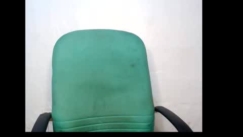 Snapshot of sexy_pearl12 chatting on 02/27/25, 07:04 zoe online show from 02/27/25, 07:04