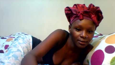 Snapshot of sexy_pie822842 chatting on 04/23/26, 09:30 sexy pie online show from 04/23/26, 09:30