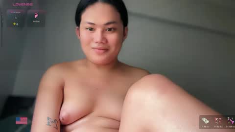 Snapshot of sexy_rc18 chatting on 05/05/26, 04:31 RC online show from 05/05/26, 04:31