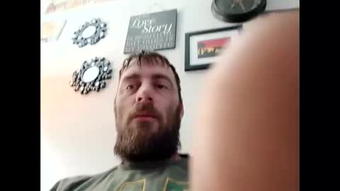 Snapshot of sexy_richy chatting on 03/02/25, 12:22    RICHY    online show from 03/02/25, 12:22