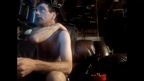 Snapshot of sexy_richy chatting on 09/24/25, 09:01    RICHY    online show from 09/24/25, 09:01