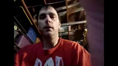 Snapshot of sexy_richy chatting on 10/19/25, 12:50    RICHY    online show from 10/19/25, 12:50