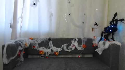 Alina online show from 10/15/25, 08:14