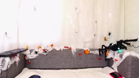 Alina online show from 10/27/25, 09:02