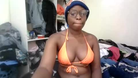 sexy_tatty2 online show from 10/14/25, 04:19