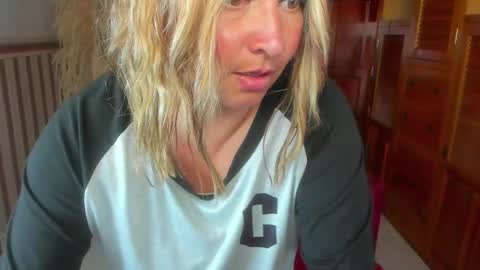 sexy_valeshca online show from 01/05/26, 05:27