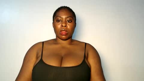 Luna online show from 11/09/25, 09:57