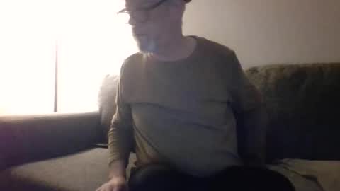 Daddy online show from 03/11/25, 09:13