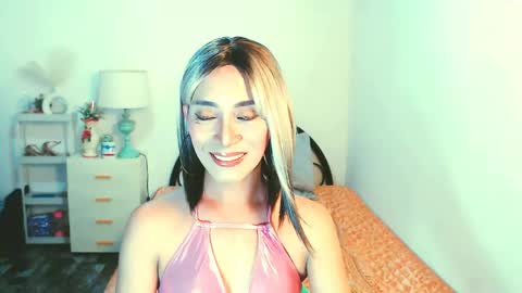 Snapshot of sexy_yllona chatting on 06/08/26, 11:32 sexy_yllona online show from 06/08/26, 11:32
