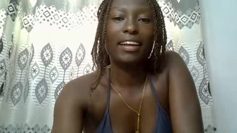 Snapshot of sexy_zola chatting on 07/26/26, 07:37 Im Zola online show from 07/26/26, 07:37