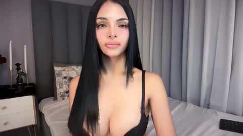 Snapshot of sexyadrianaqueents chatting on 02/07/26, 01:48 YOUR MISTRESS GODDESSS ADRIANA online show from 02/07/26, 01:48