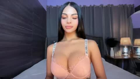 Snapshot of sexyadrianaqueents chatting on 06/19/26, 07:56 YOUR MISTRESS GODDESSS ADRIANA online show from 06/19/26, 07:56