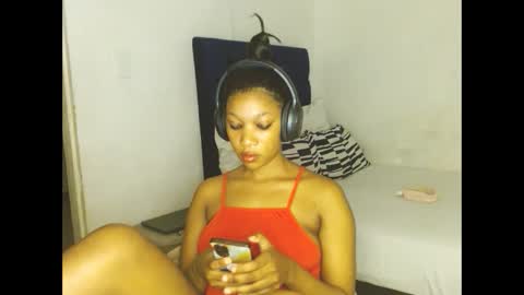 sexyalender02 online show from 11/14/25, 07:56