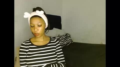 sexyalender02 online show from 11/15/25, 04:25