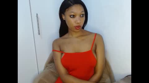 sexyalender02 online show from 11/17/25, 05:30