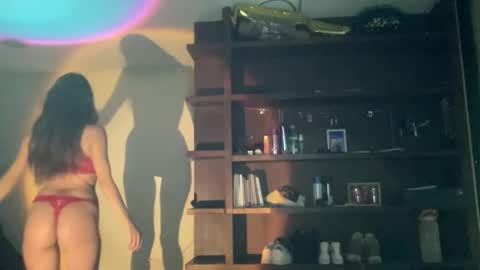 Snapshot of sexyaliceskay chatting on 09/29/25, 03:55 Alice Skay online show from 09/29/25, 03:55