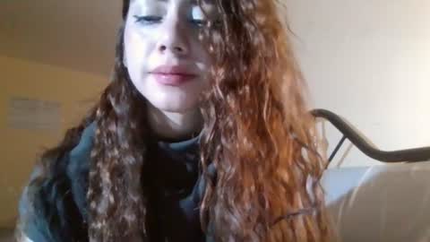 Snapshot of sexyaliceskay chatting on 07/06/26, 02:30 Alice Skay online show from 07/06/26, 02:30