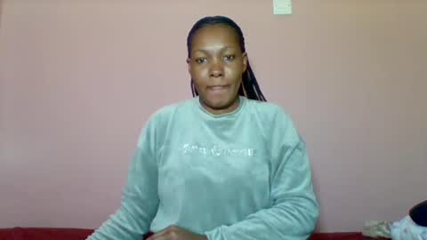 sexyapple2002 online show from 09/18/25, 08:44