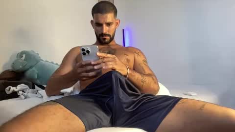 Snapshot of sexyasaf1018 chatting on 05/03/26, 06:58 Asaf online show from 05/03/26, 06:58