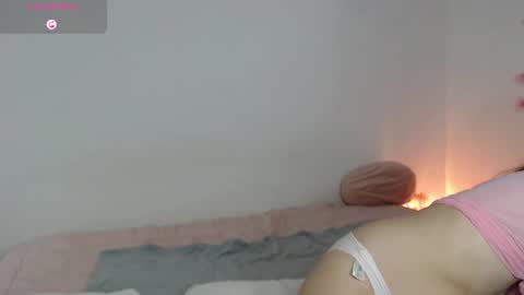 Snapshot of sexyasstime_1718 chatting on 02/25/25, 09:35 Alice online show from 02/25/25, 09:35