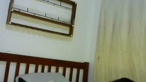 Lisa online show from 11/17/25, 12:27