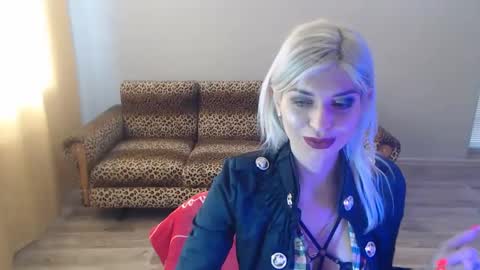 sexybeatriice online show from 02/09/25, 07:16