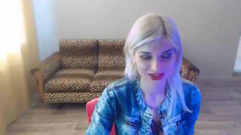 sexybeatriice online show from 02/14/25, 07:28