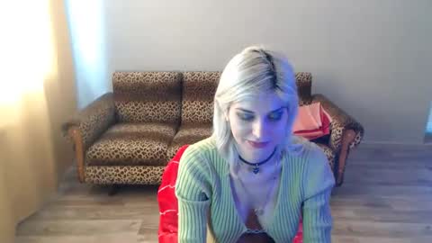 sexybeatriice online show from 03/08/25, 10:11