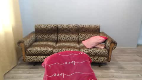 sexybeatriice online show from 12/18/25, 07:36