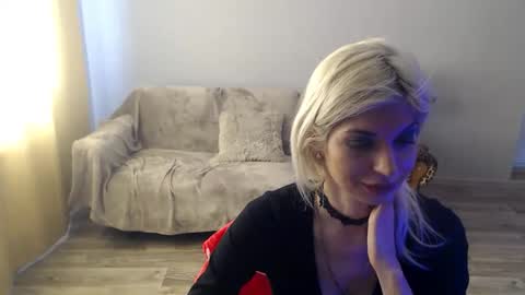 sexybeatriice online show from 03/23/26, 07:23