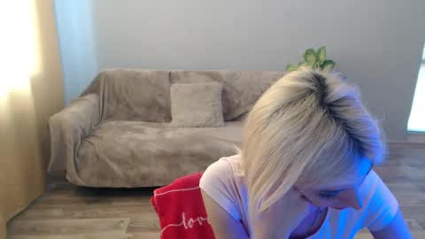 Snapshot of sexybeatriice chatting on 06/29/26, 10:15 sexybeatriice online show from 06/29/26, 10:15