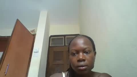 Snapshot of sexybilha483 chatting on 02/03/25, 04:25 Sexybilha483 online show from 02/03/25, 04:25