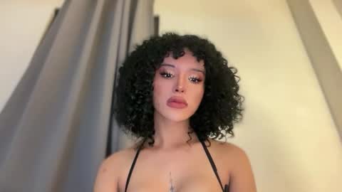 Snapshot of sexybite1 chatting on 02/04/26, 10:54 Seraphina Blaze online show from 02/04/26, 10:54