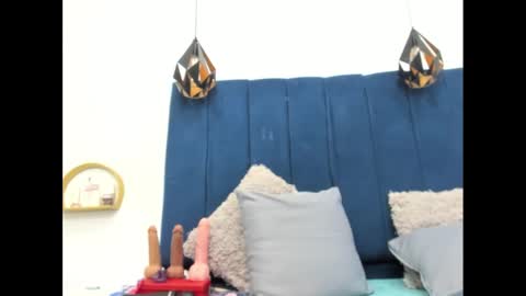 sexybrown_2005 online show from 02/21/25, 10:37