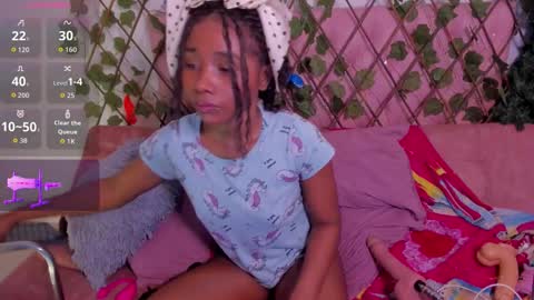 sofia online show from 03/01/26, 02:02