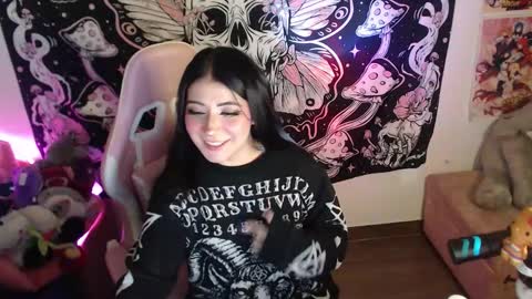 Carrie online show from 12/01/25, 08:19